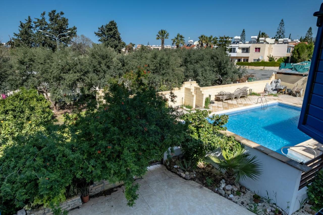 Ferienwohnung Townhouse By The Sea Pirate Harbor Paphos Exterior foto